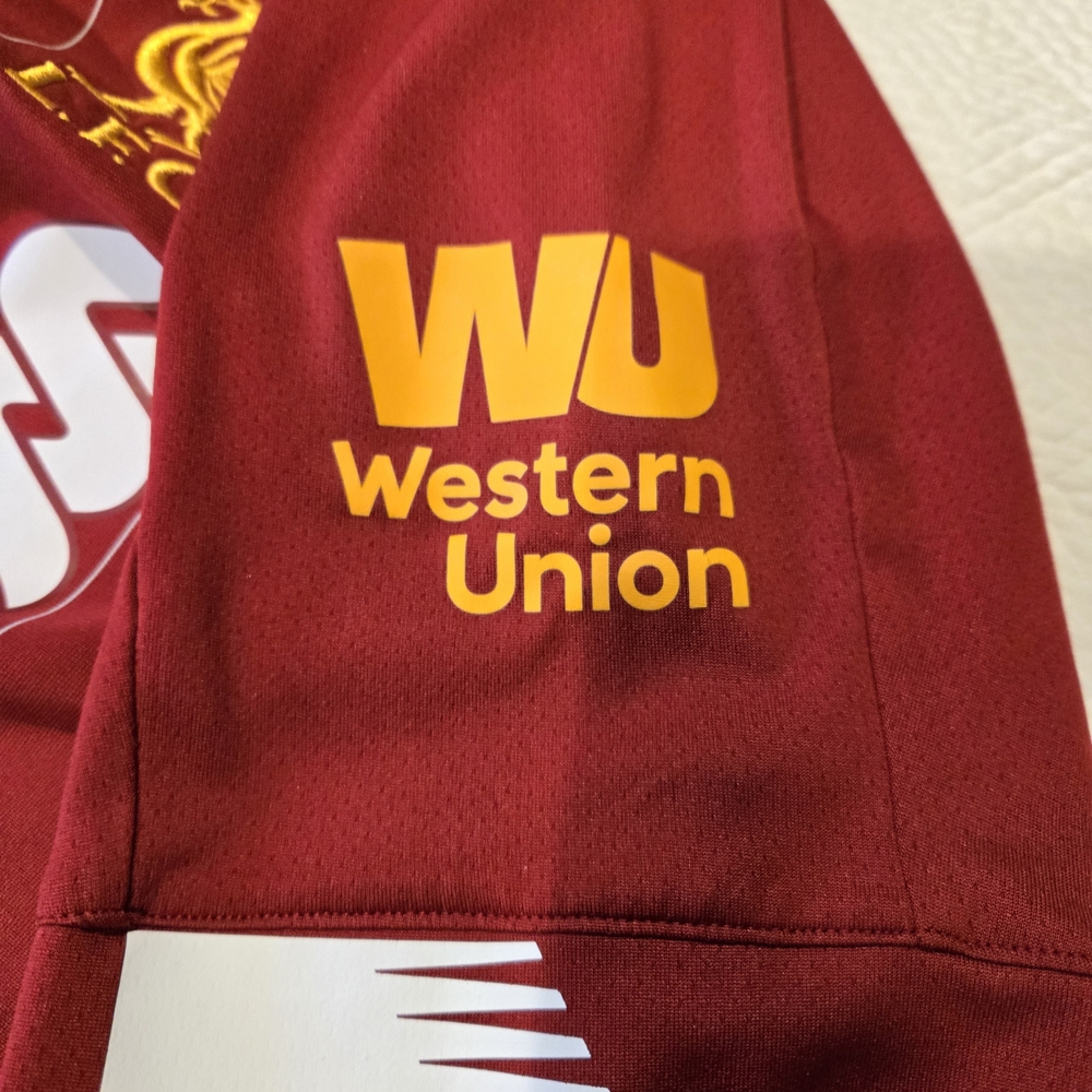 2019 Liverpool FC Soccer Jersey - Mohamed Salah - Picture 5 of 7